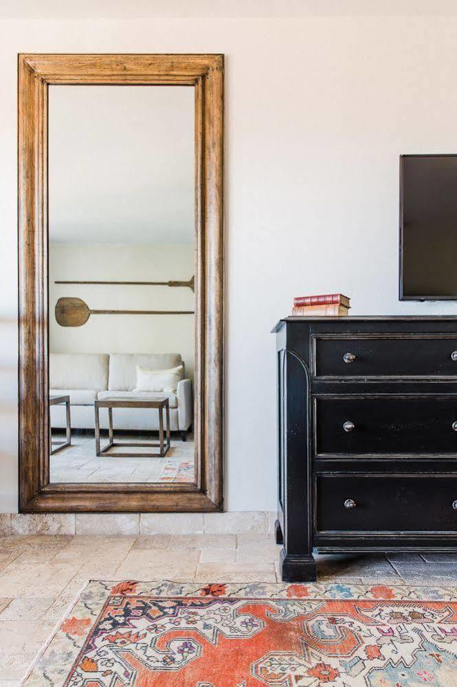 Hillside Boutique Hotel 4*