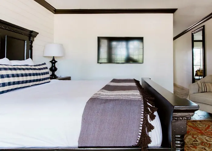 Hillside Boutique Hotel