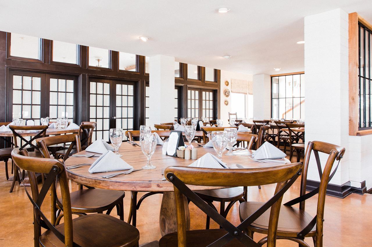 Hillside Boutique 4*