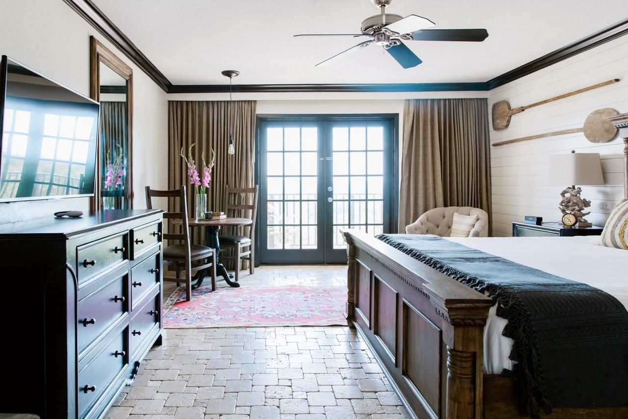 Hotel Hillside Boutique 4*