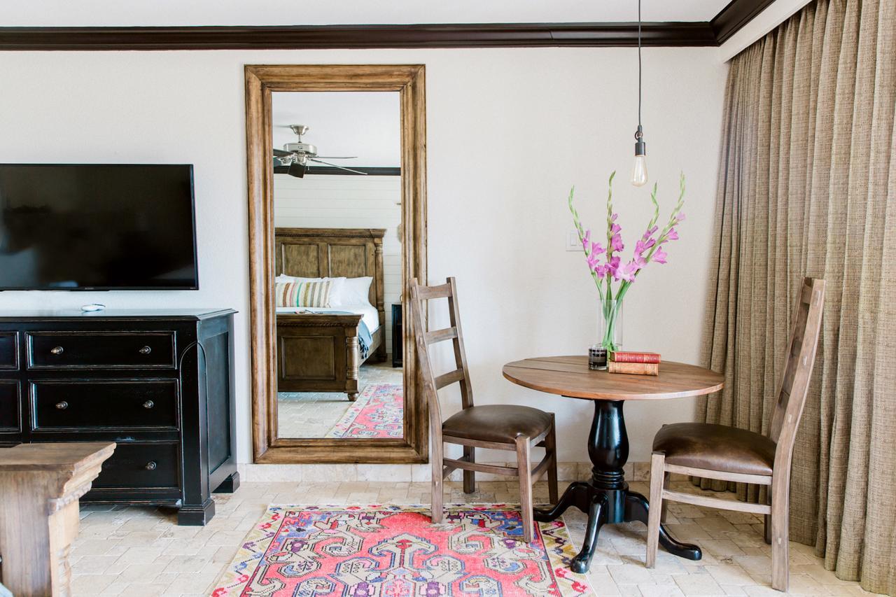 Hillside Boutique Hotel 4*