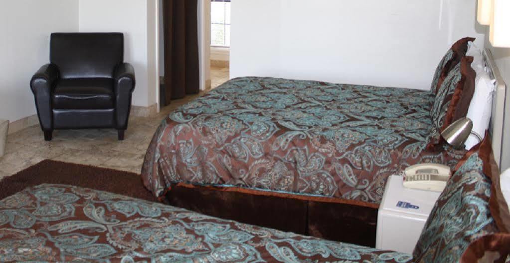 Hotel Hillside Boutique Castroville