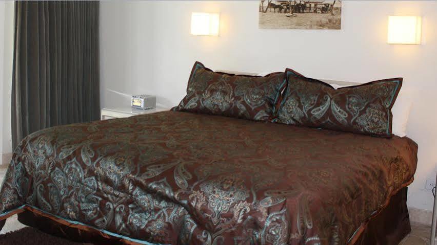 Hillside Boutique Hotel 4*