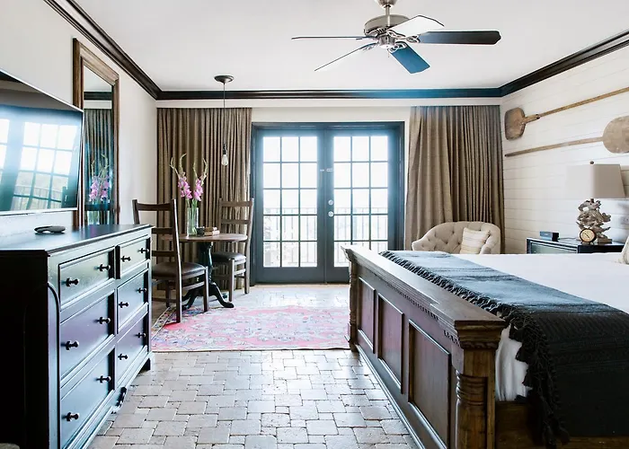 Hillside Boutique Hotel